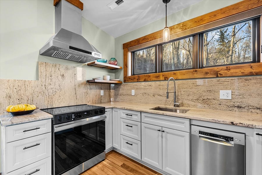 Furnished Finder property 826193_1 photo 12
