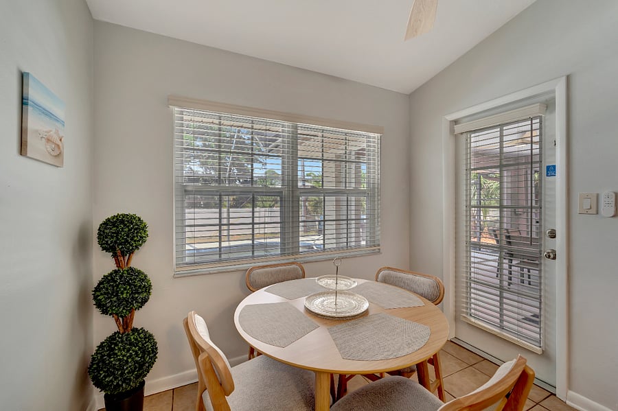 Furnished Finder property 826197_1 photo 22