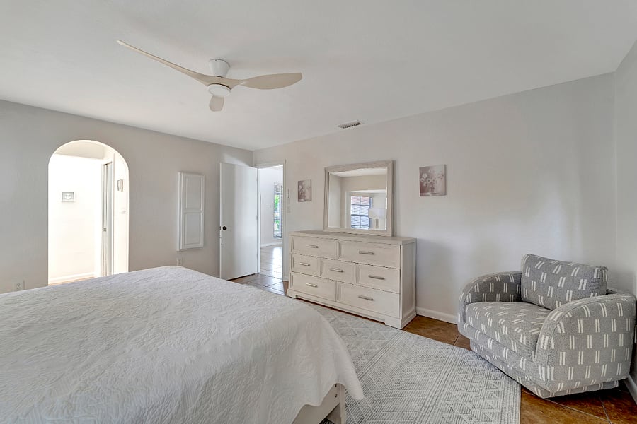 Furnished Finder property 826197_1 photo 32