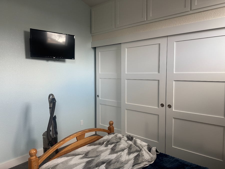 Bedroom with full-size Closet with storage above
Closet 