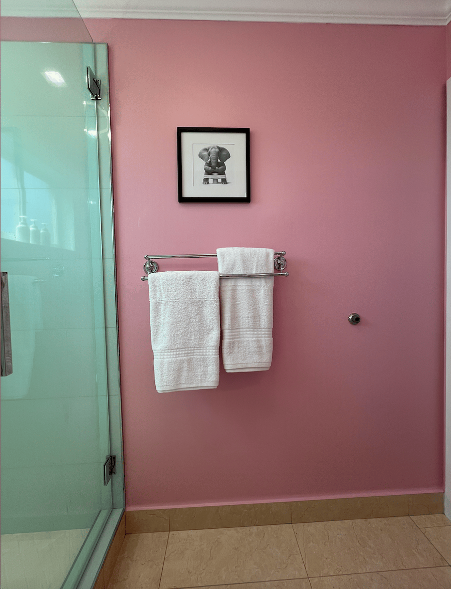 BATHROOM 2