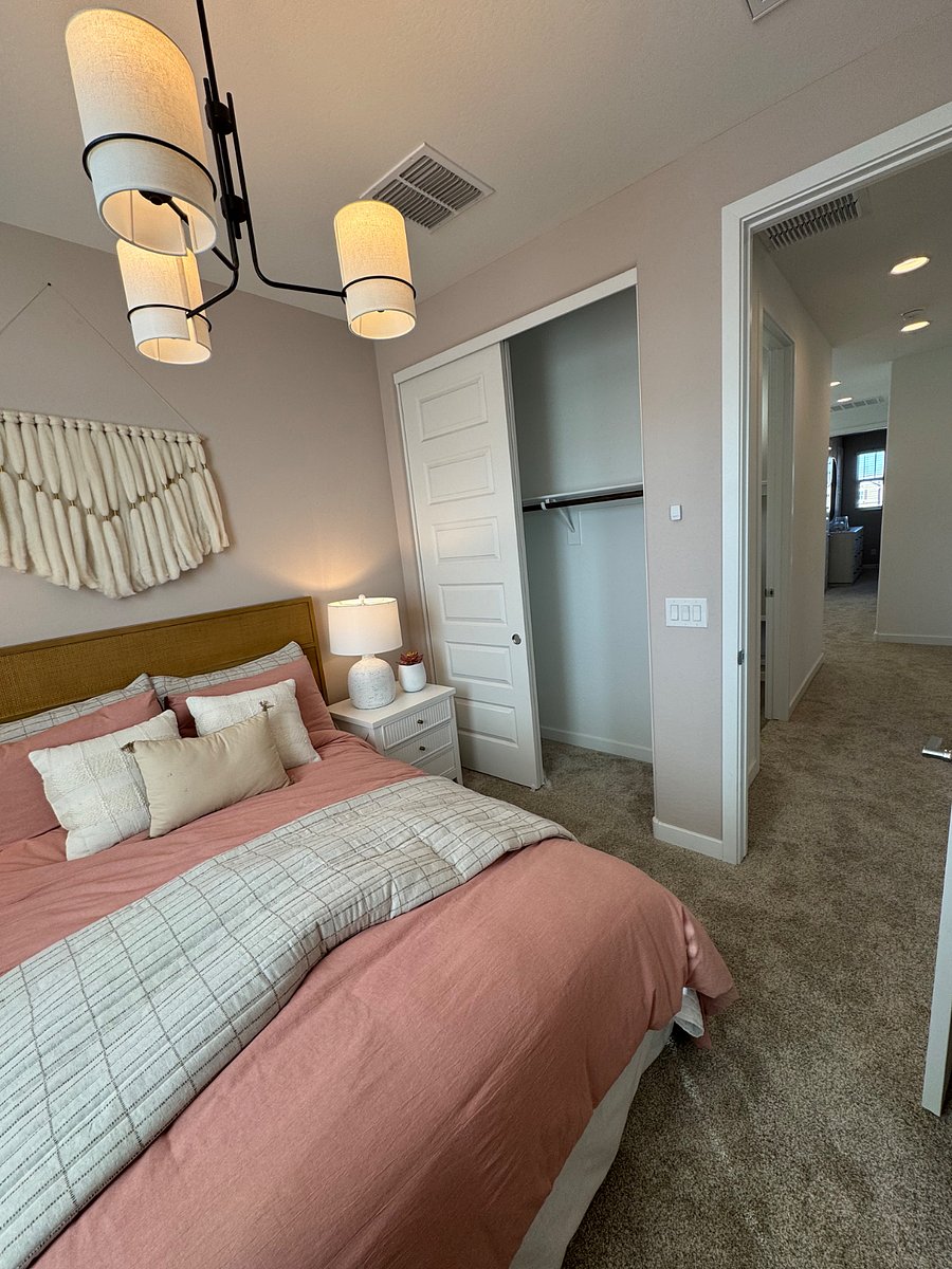 Furnished Finder property 826347_1 photo 4
