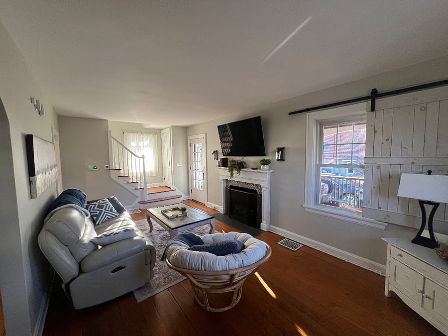 Furnished Finder property 826350_1 photo 3