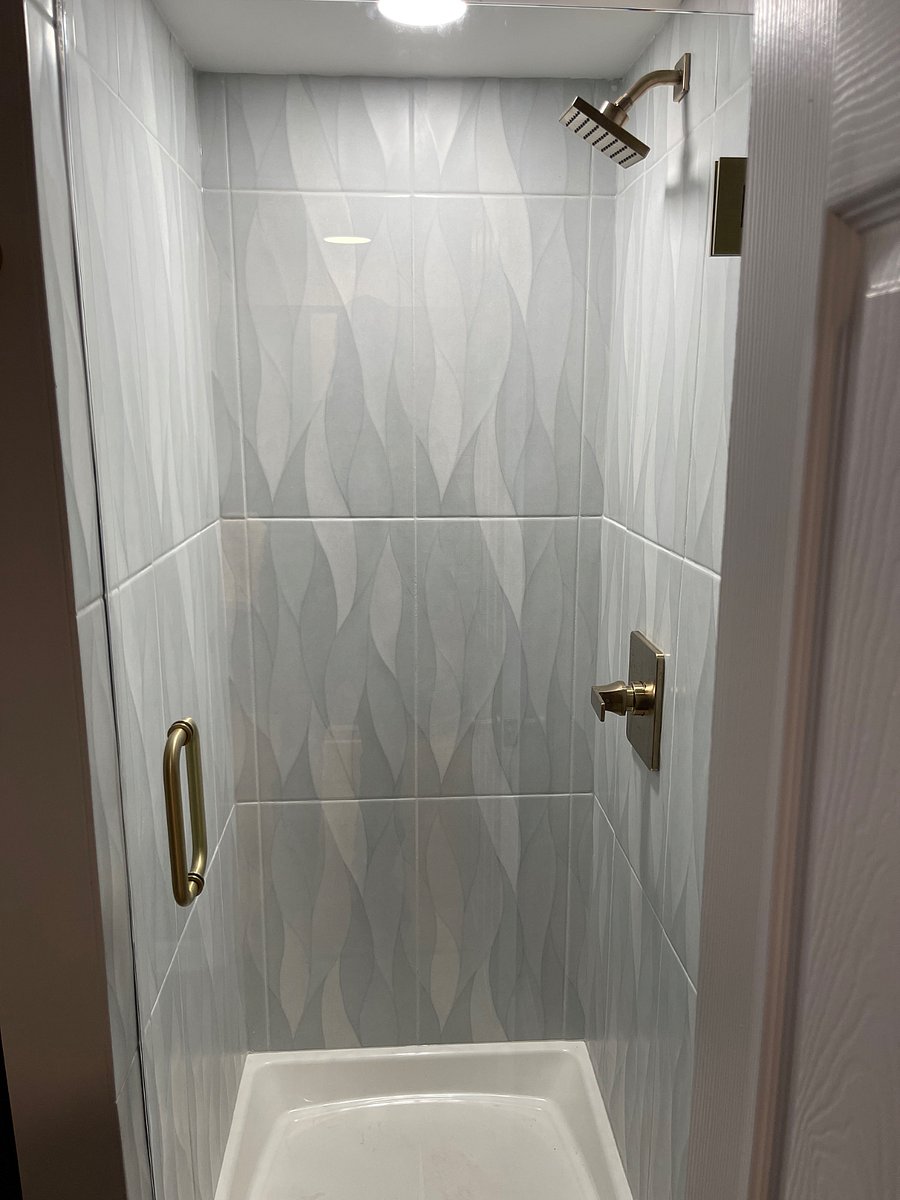 Downstairs shower