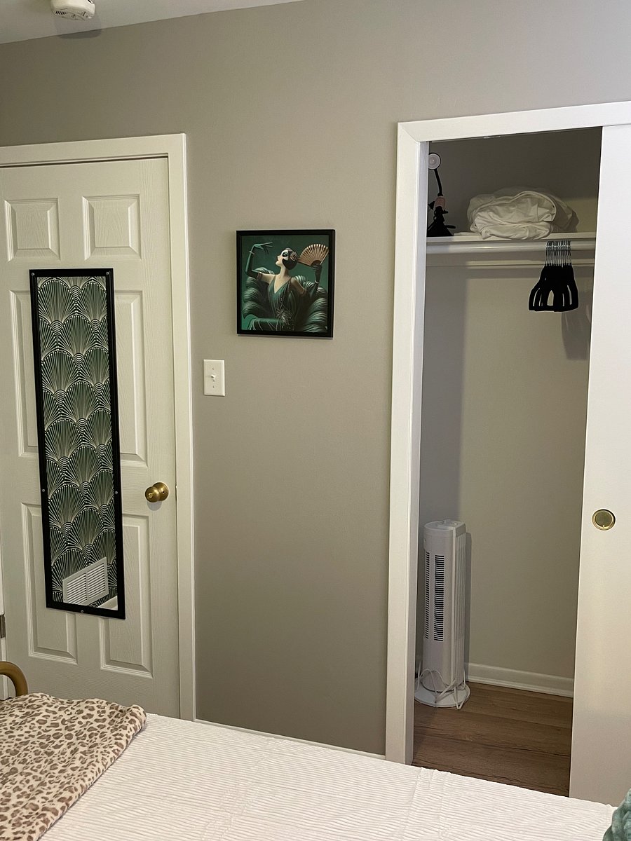 The Green Goddess Room