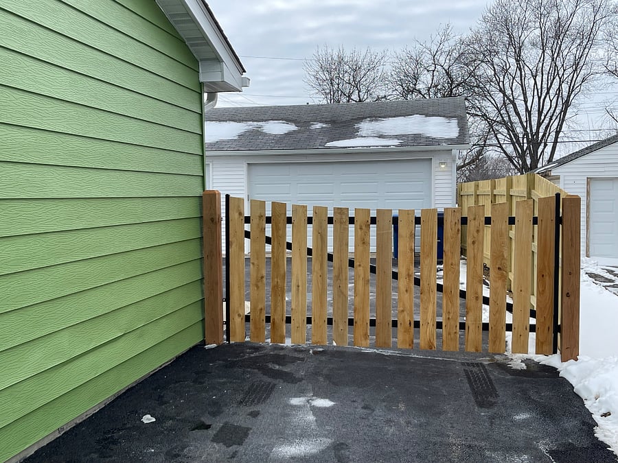 Gate is lockable. Great if you have little ones or dogs or just want privacy.