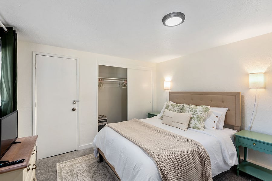 Furnished Finder property 826410_1 photo 23