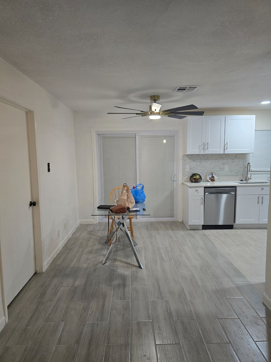 Furnished Finder property 826471_1 photo 16