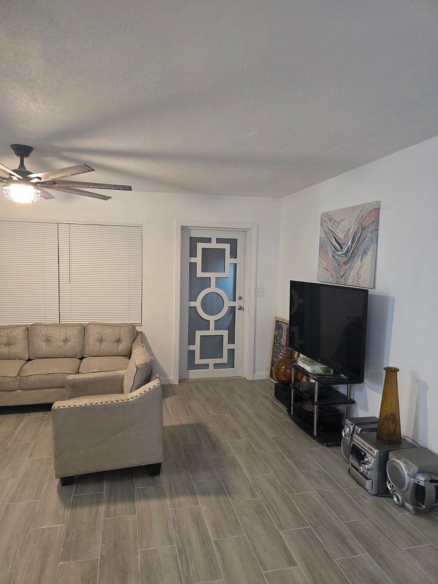Furnished Finder property 826471_1 photo 17
