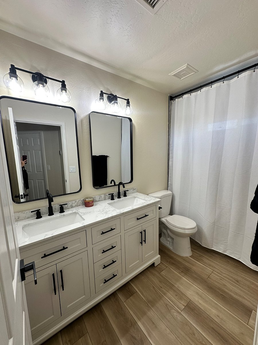Your private / Shared Bathroom - Depending on lease agreement.