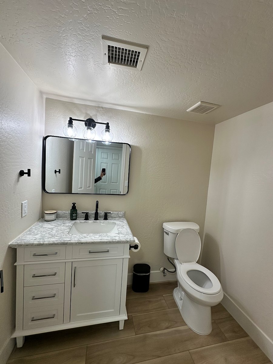 1/2 bathroom downstairs
