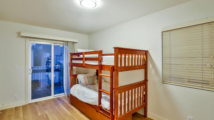 Furnished Finder property 826517_1 photo 9