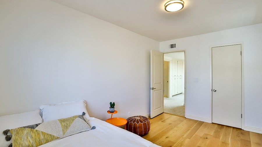 Furnished Finder property 826517_1 photo 12
