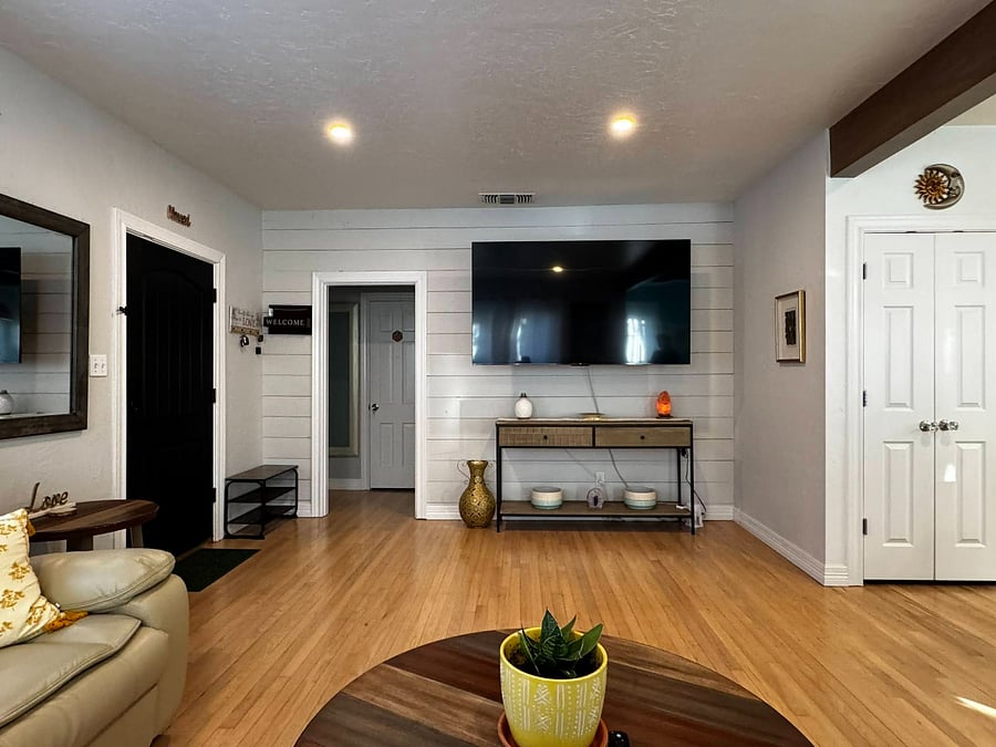 Furnished Finder property 826546_1 photo 3