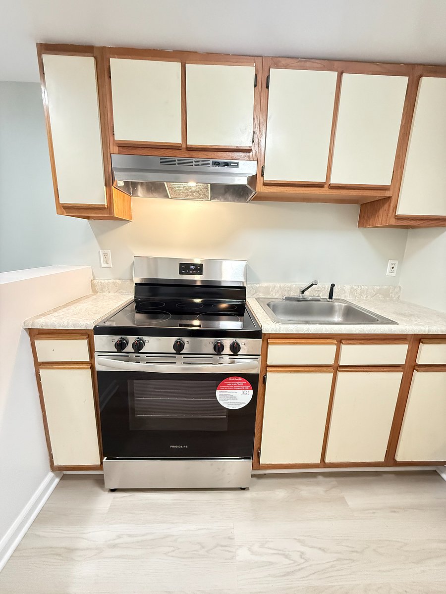 Furnished Finder property 826674_1 photo 3