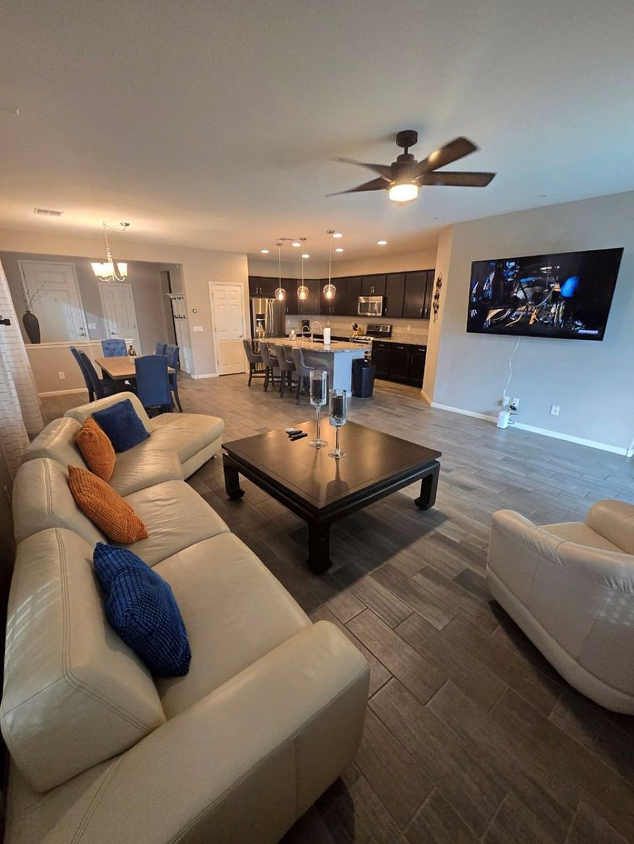 Furnished Finder property 826689_1 photo 2