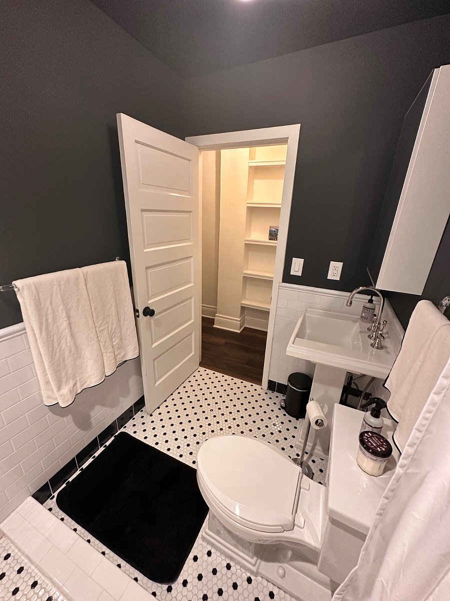 Furnished Finder property 826852_1 photo 17