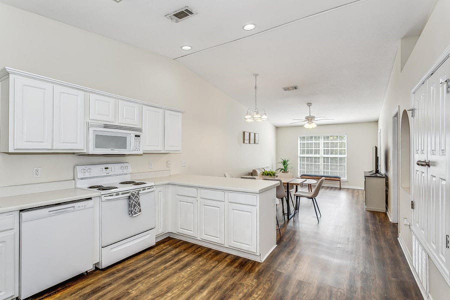 Furnished Finder property 826955_1 photo 6