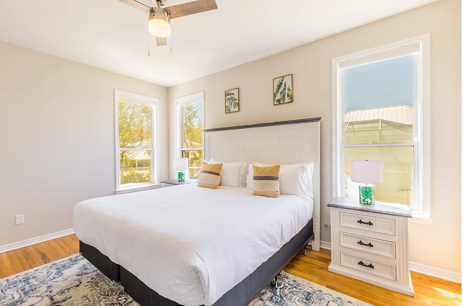 King bedroom 2
