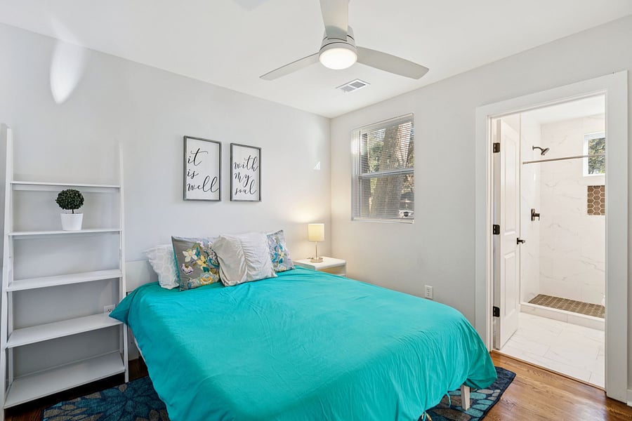 master bedroom. attached bathroom