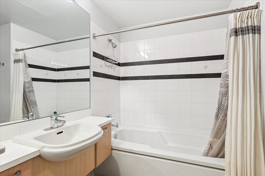 Furnished Finder property 827298_1 photo 3