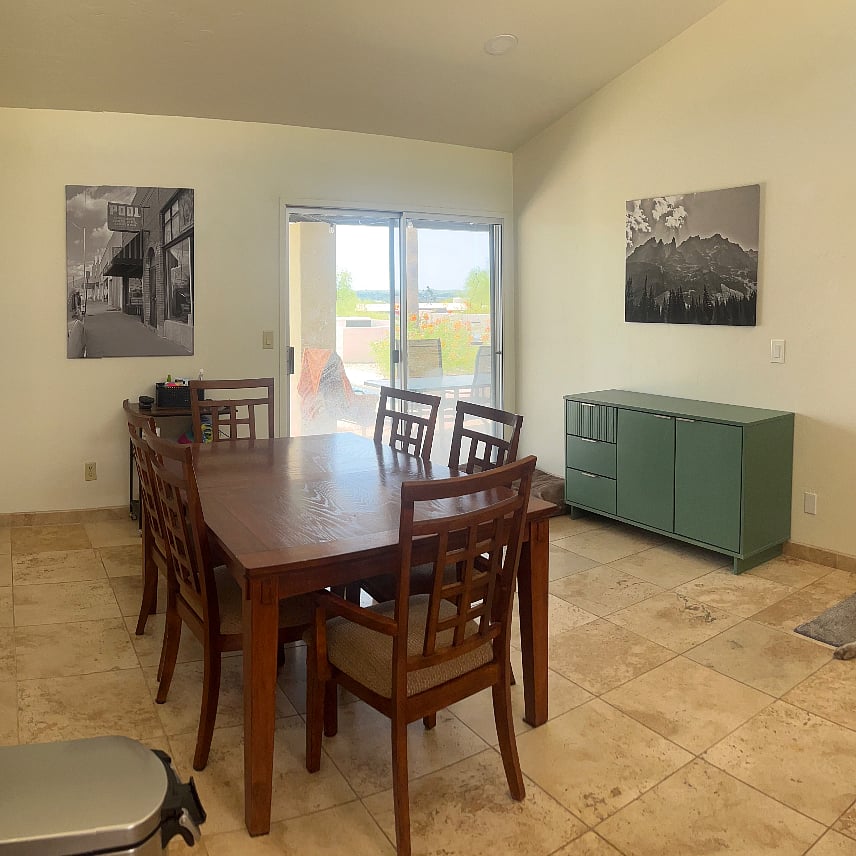 Breakfast bar to dining area and pool deck