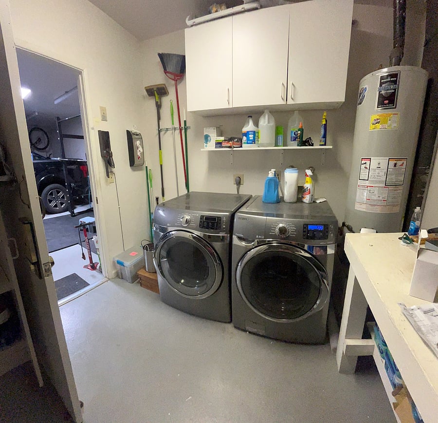Front load laundry in the workshop