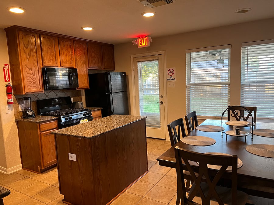 Furnished Finder property 827499_1 photo 6