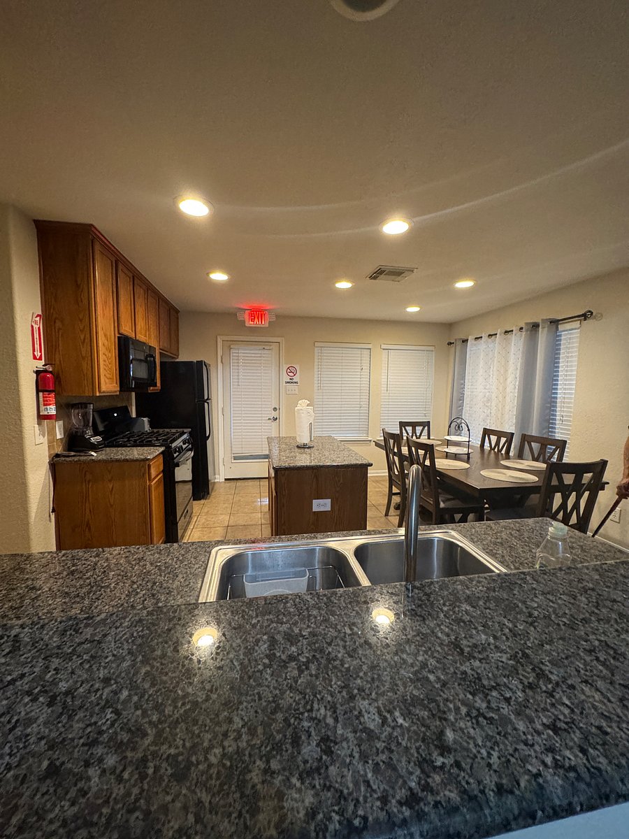 Furnished Finder property 827499_1 photo 5