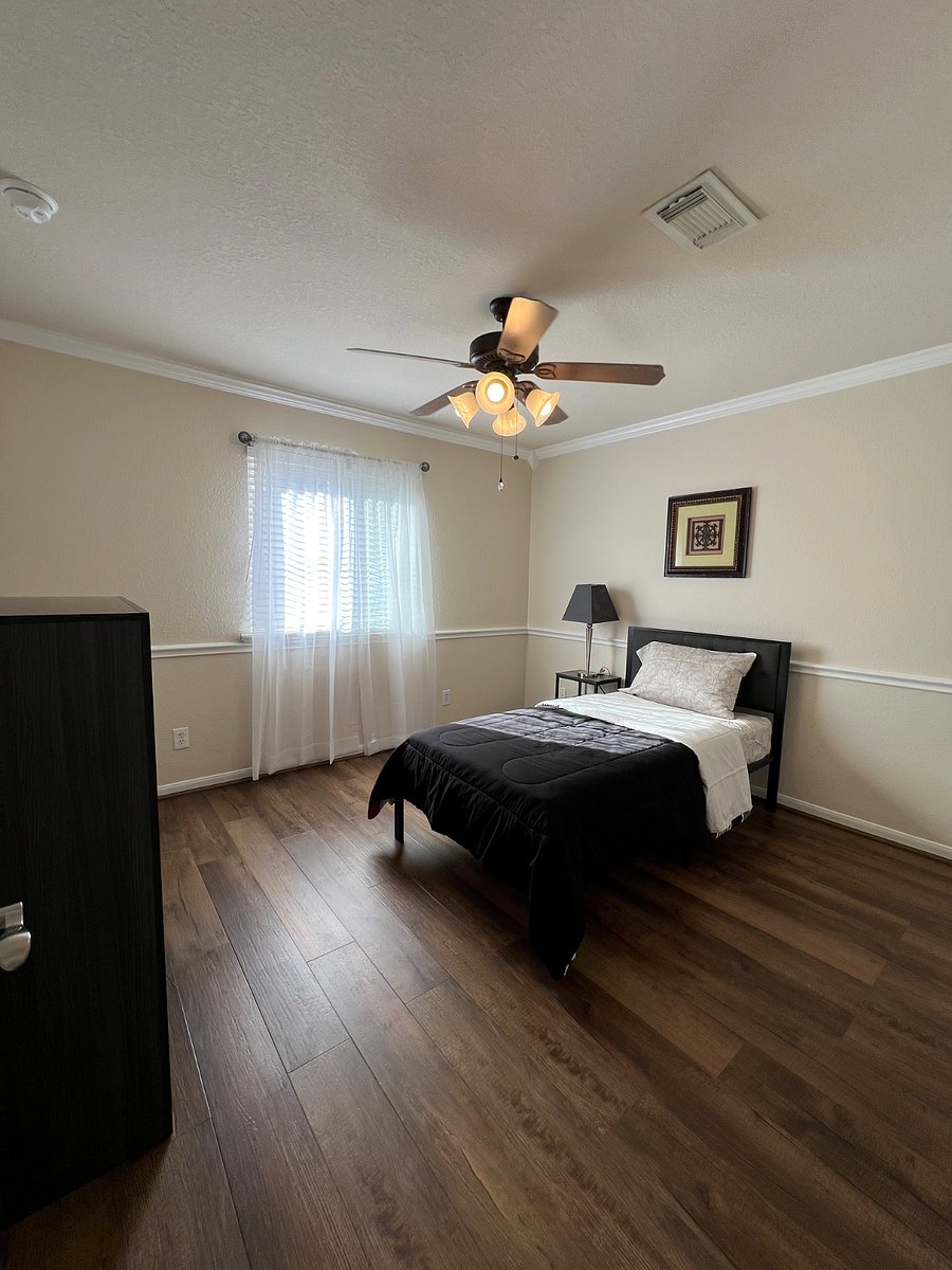 Furnished Finder property 827499_1 photo 18