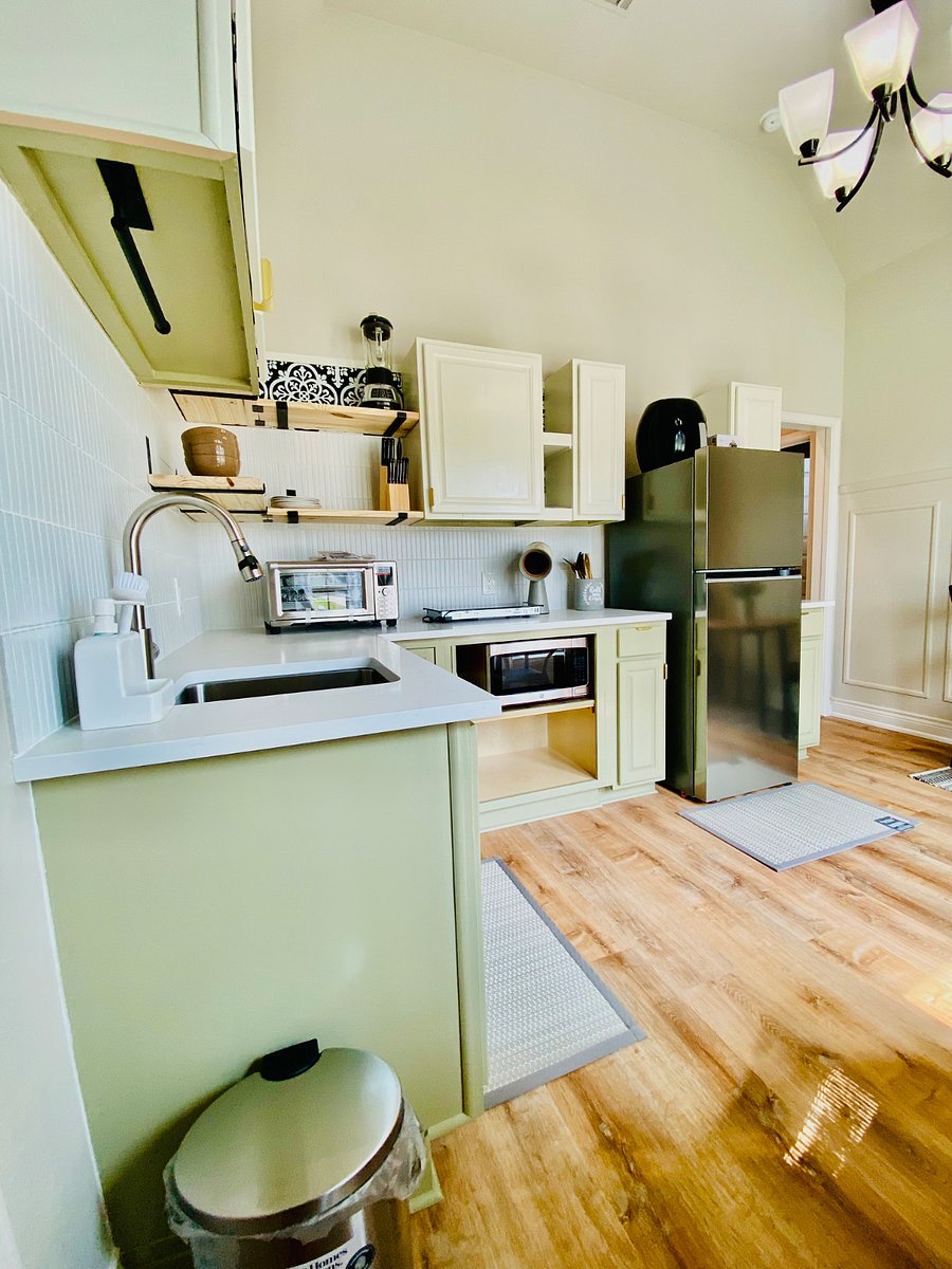 Furnished Finder property 827502_1 photo 18