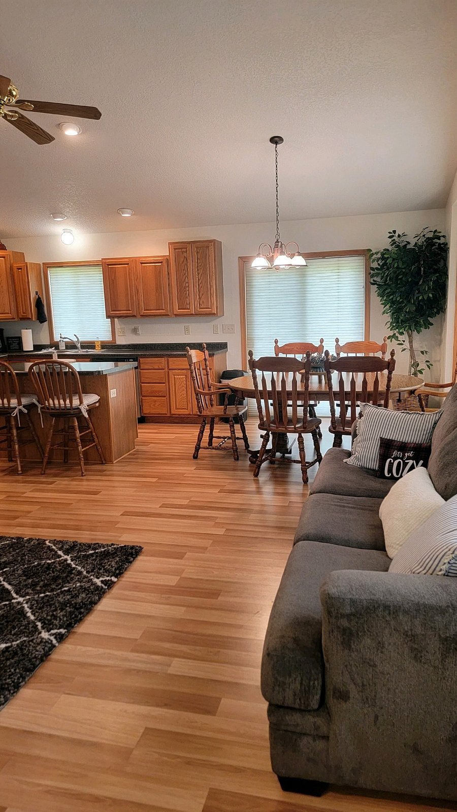 Furnished Finder property 827537_1 photo 4