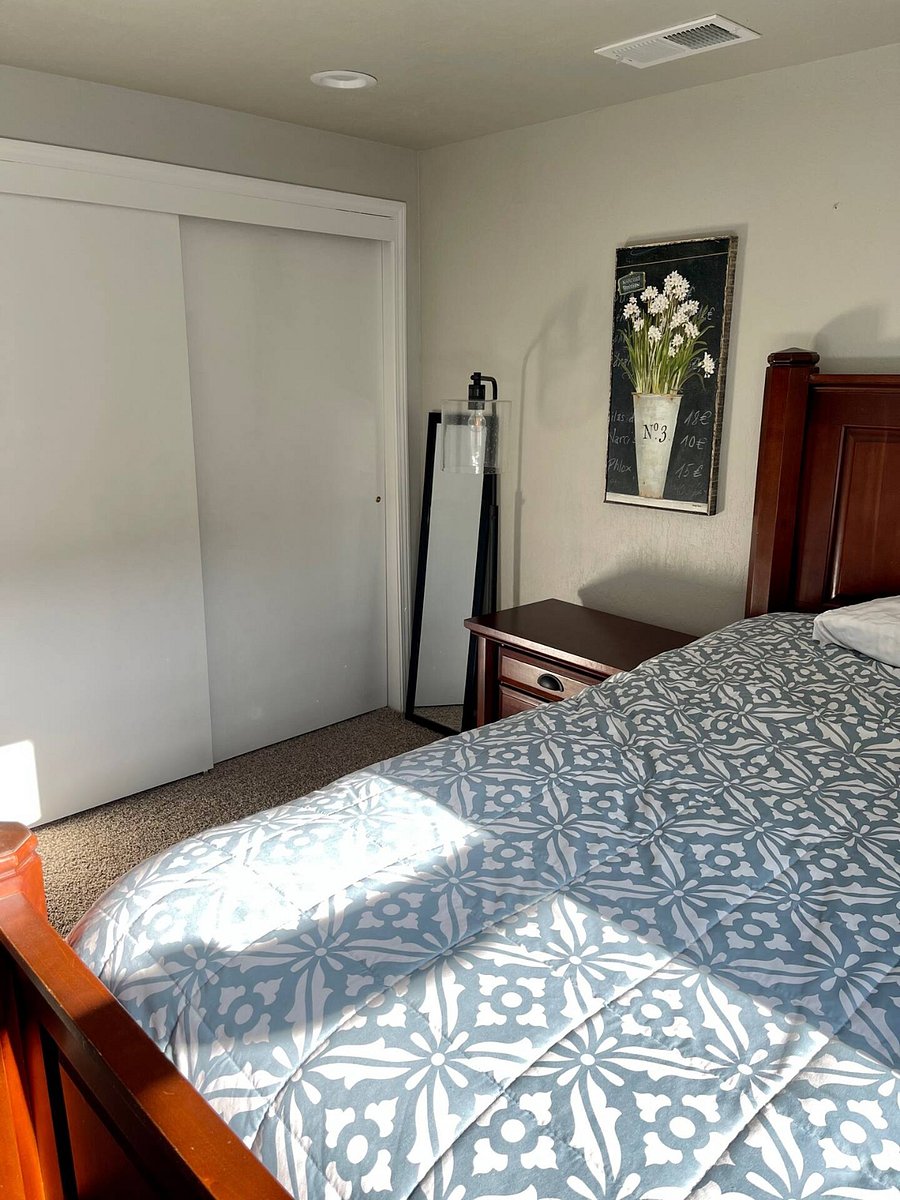 Double Bed (extra picture)
