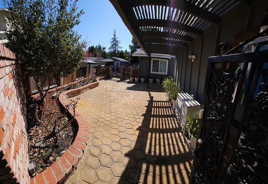 Furnished Finder property 827884_2 photo 17