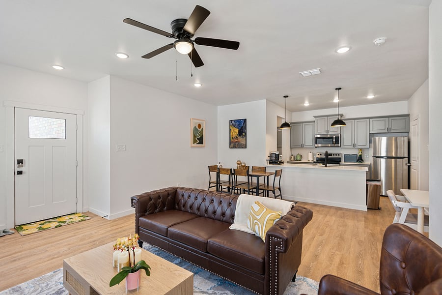 Furnished Finder property 828005_1 photo 13