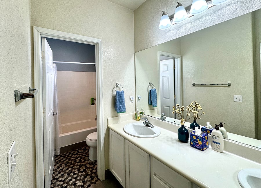 Furnished Finder property 828124_1 photo 6