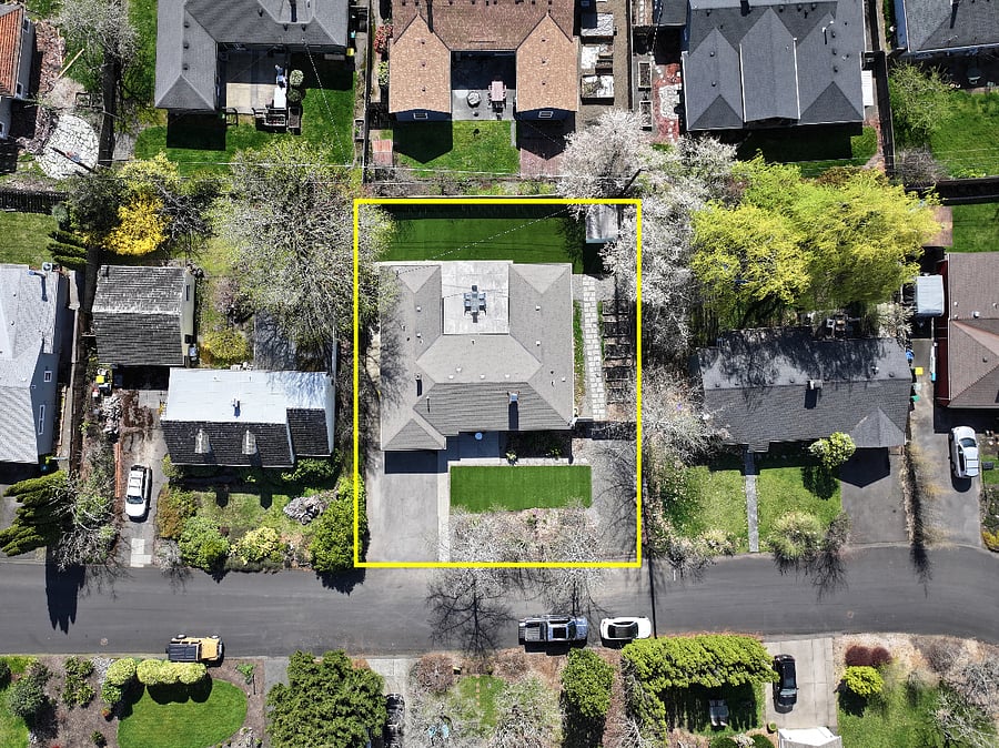Large yard in a lovely, safe, and convenient neighborhood