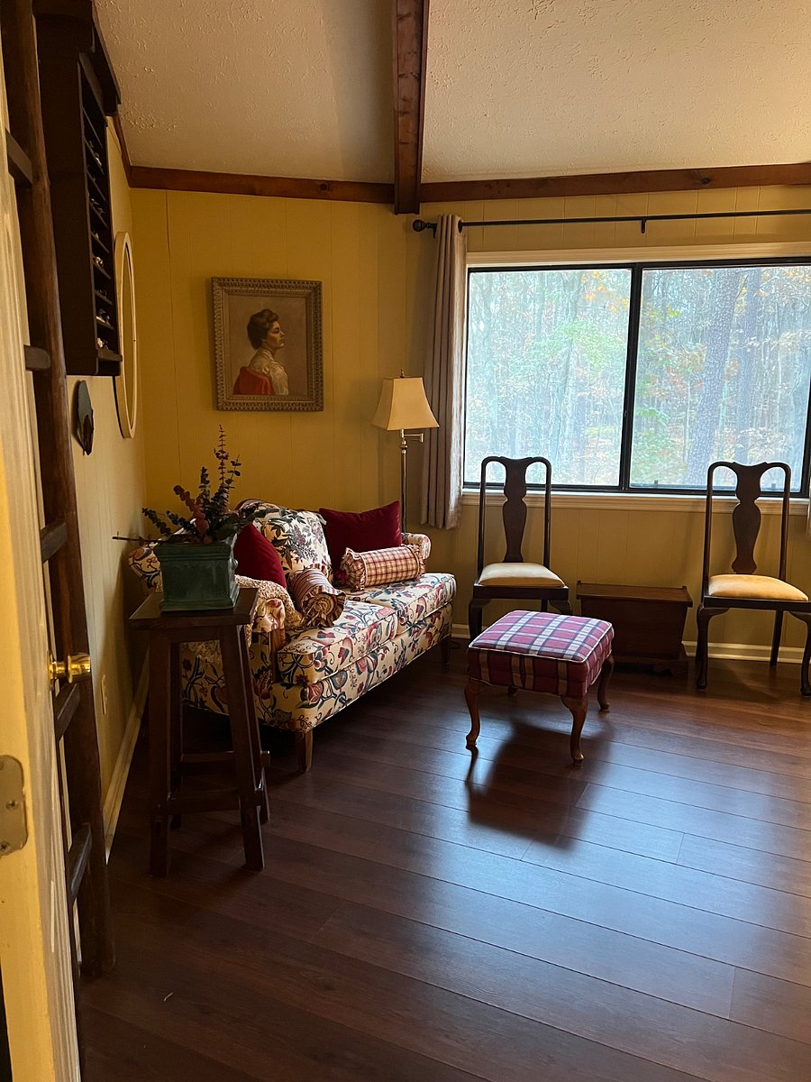 Upstairs master bedroom
