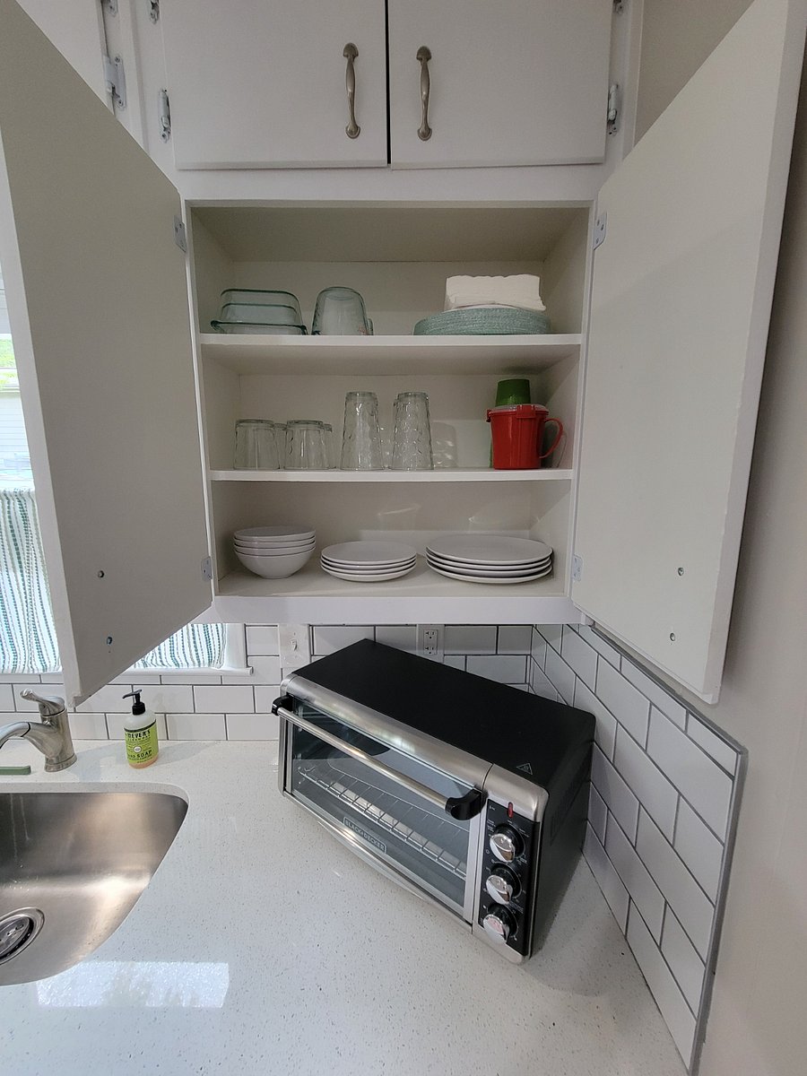 Kitchen - Dishes & large Countertop/Toaster Oven