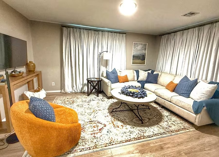 Furnished Finder property 828232_1 photo 1