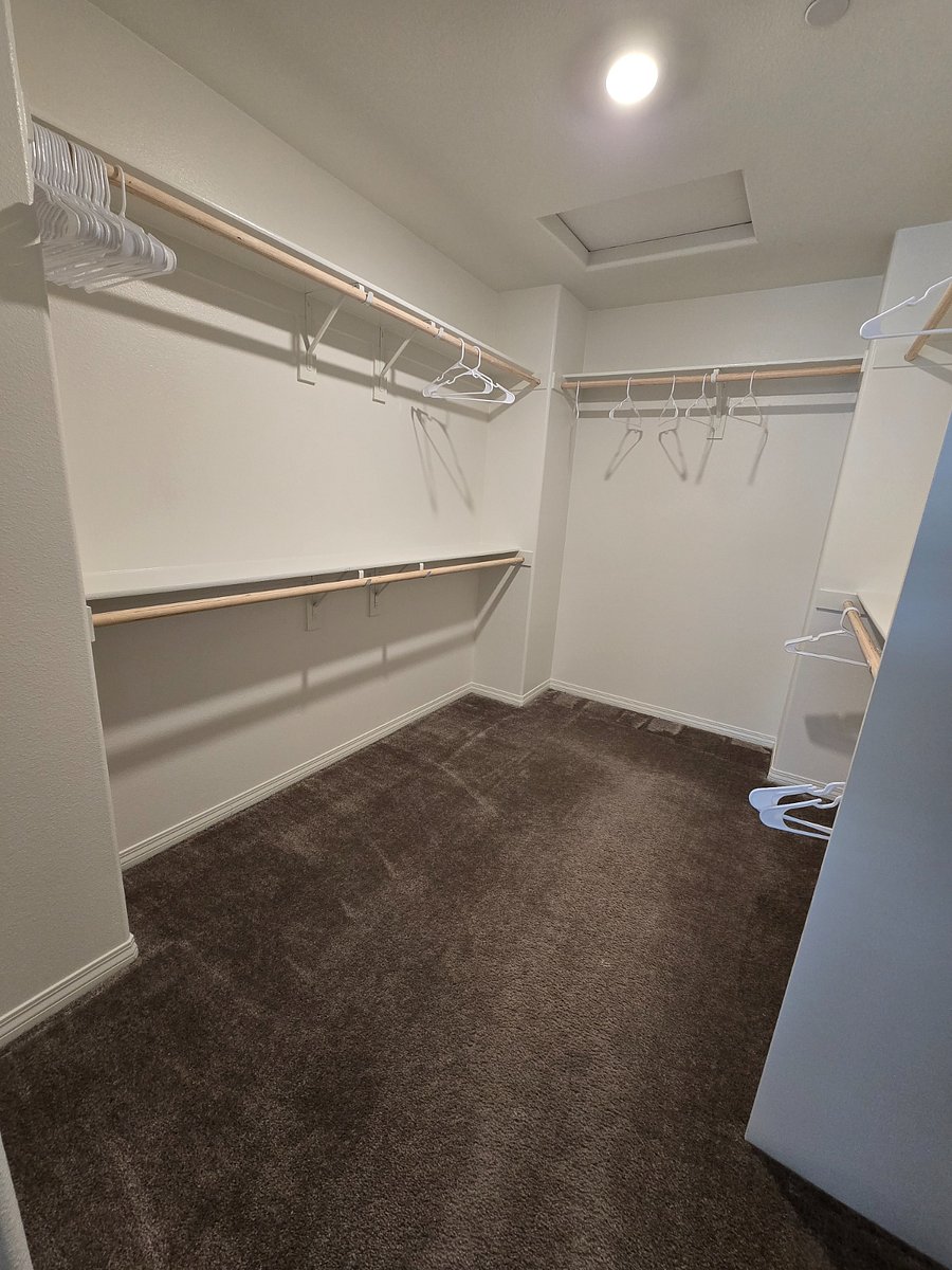 Furnished Finder property 828235_1 photo 24