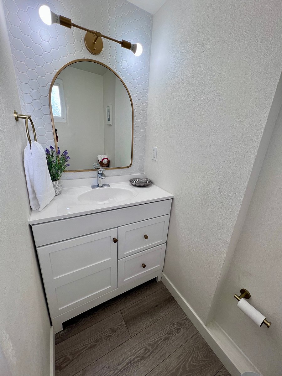 Furnished Finder property 828261_2 photo 14
