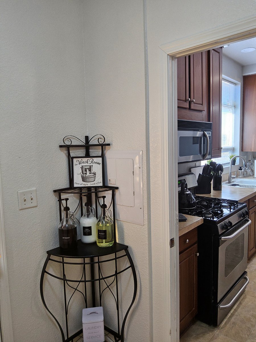 Furnished Finder property 828294_1 photo 10