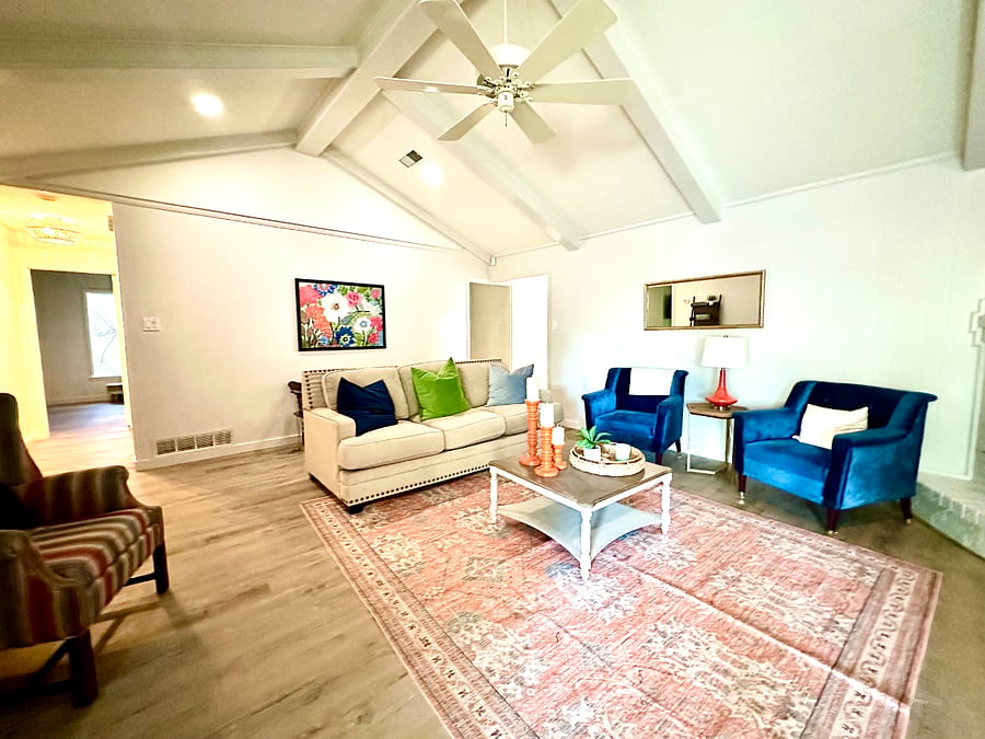 Furnished Finder property 828400_1 photo 3