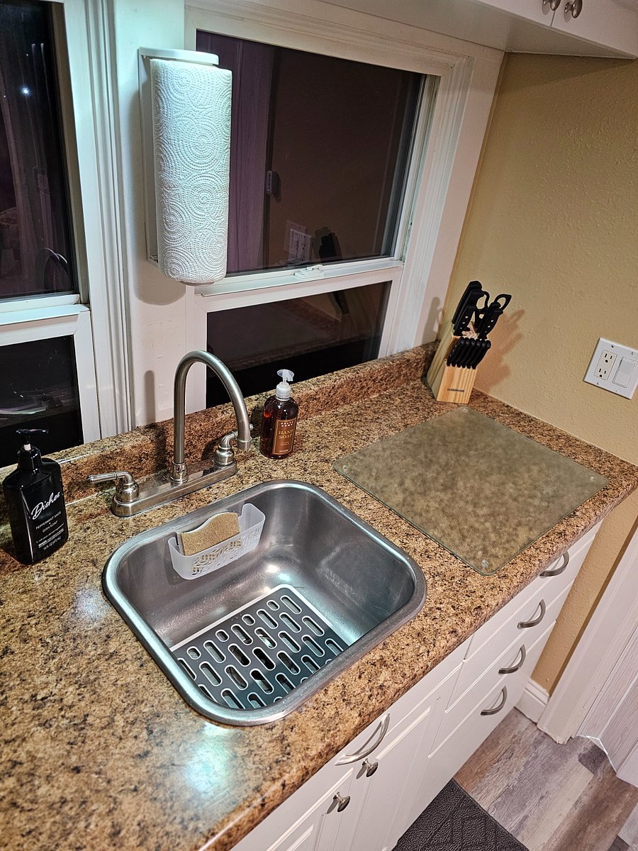 Furnished Finder property 828503_1 photo 5