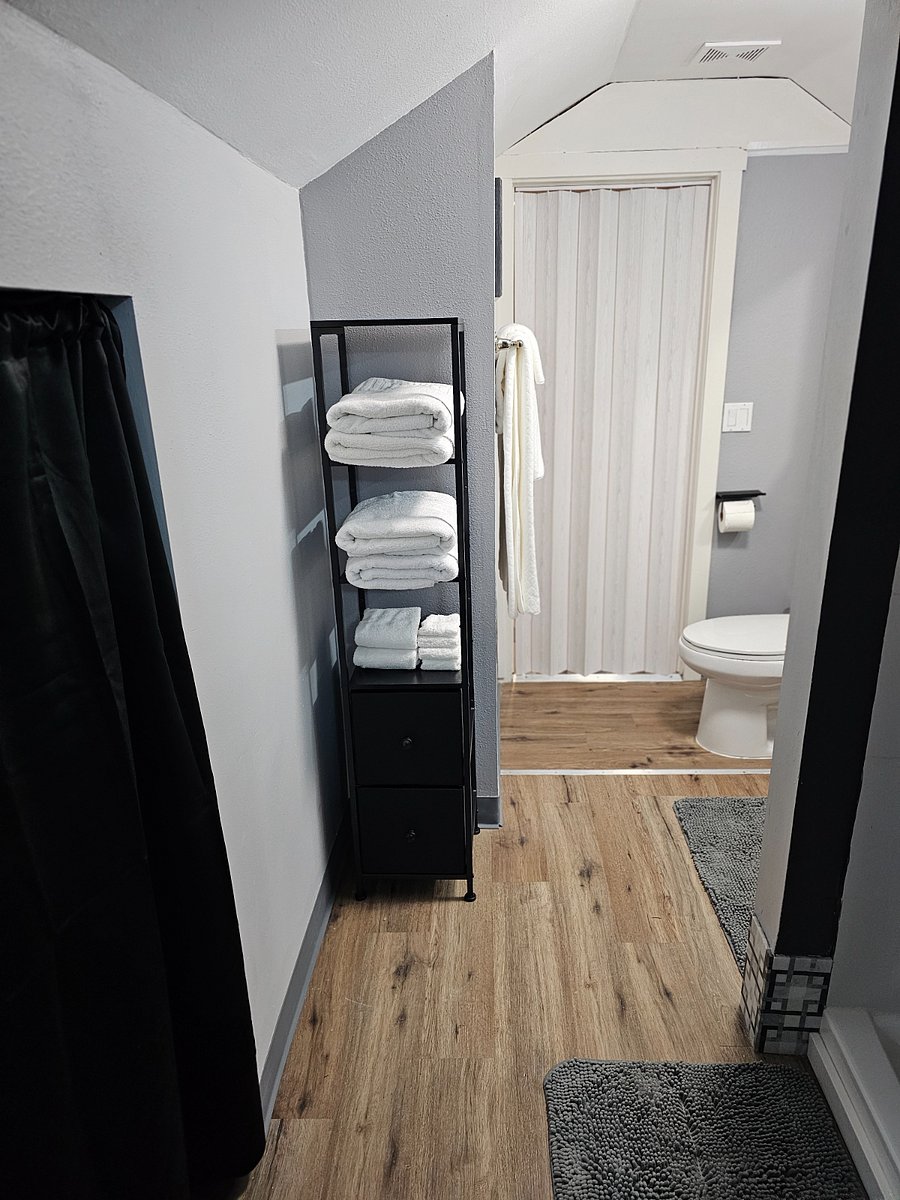 Furnished Finder property 828503_1 photo 16