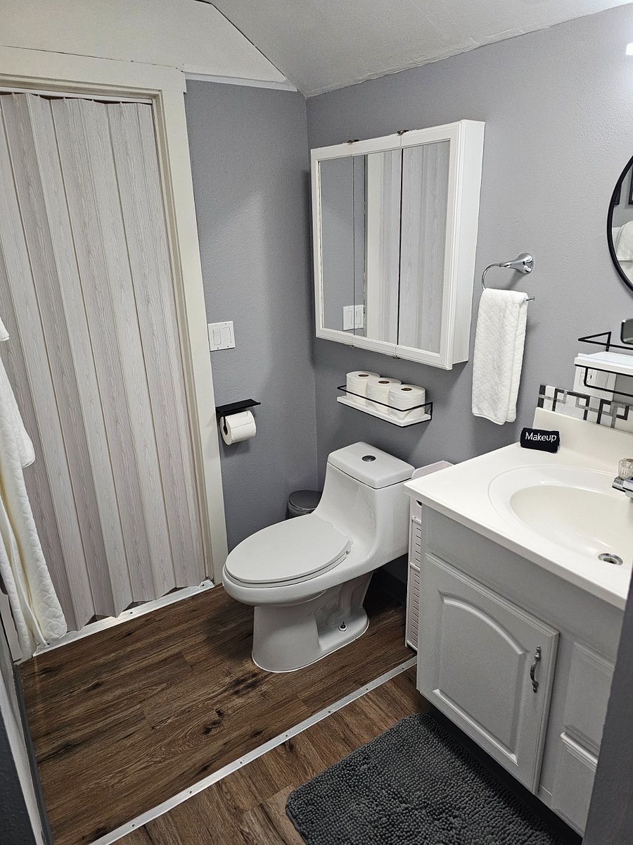 Furnished Finder property 828503_1 photo 17