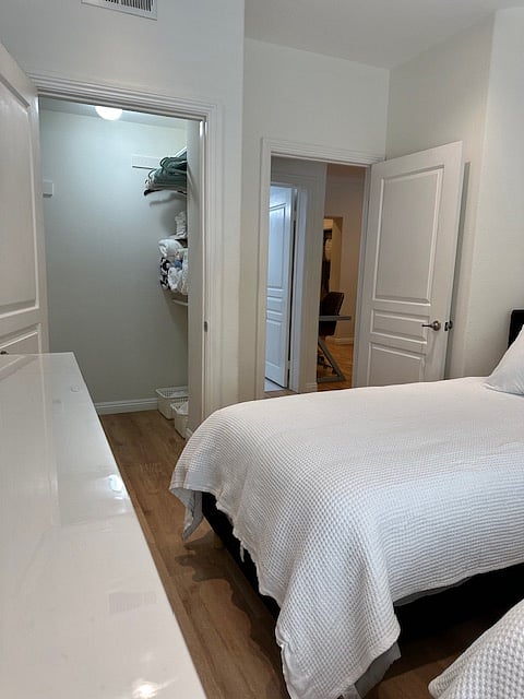 Furnished Finder property 828510_1 photo 15