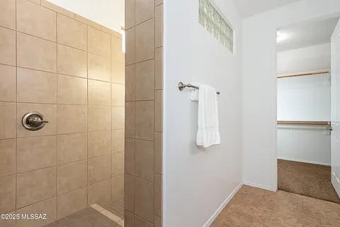 Master shower to master closet