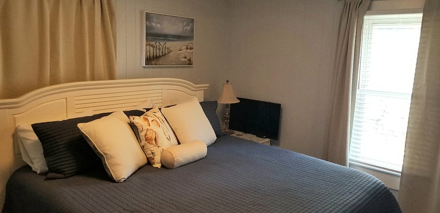 Master King Bed - Main